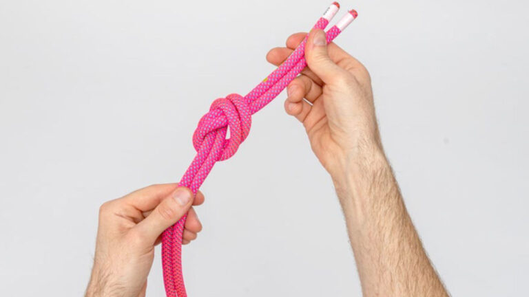 Jakie znaczenie mają węzły wpinaczkowe?